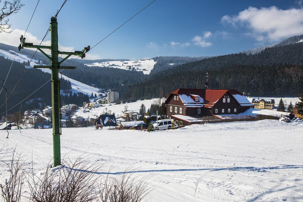 Penzion A+A Pec pod Snezkou Exteriör bild